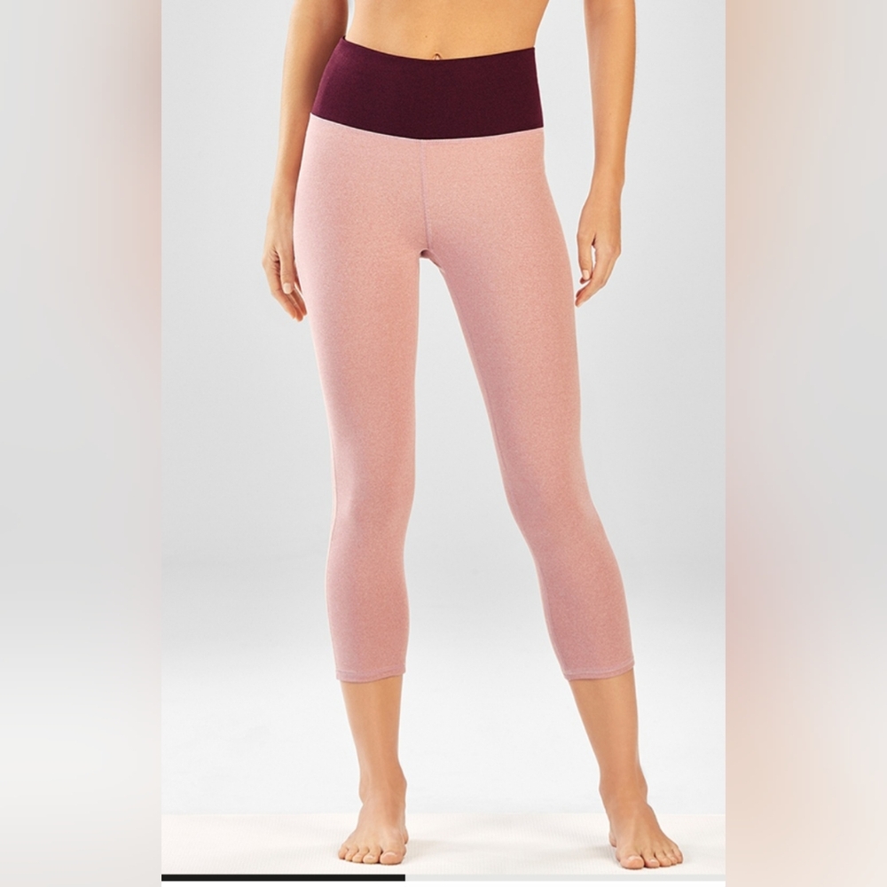 Fabletics High Waisted Heathered Pocket Crop Leggings Pink & Burgundy Size XS